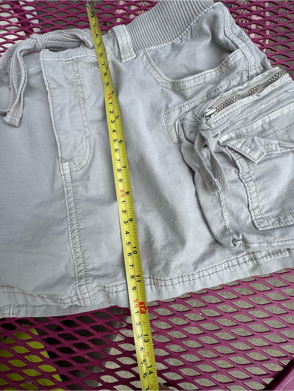 American Eagle Outfitters Light Gray Cargo Mini Skirt - Picture 6 of 7